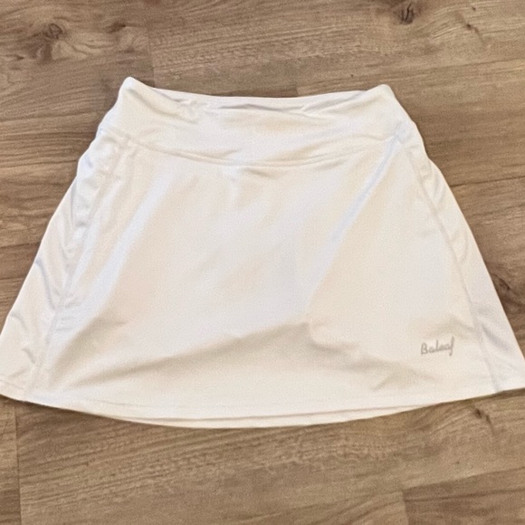 Dresses & Skirts - White Tennis Skirt